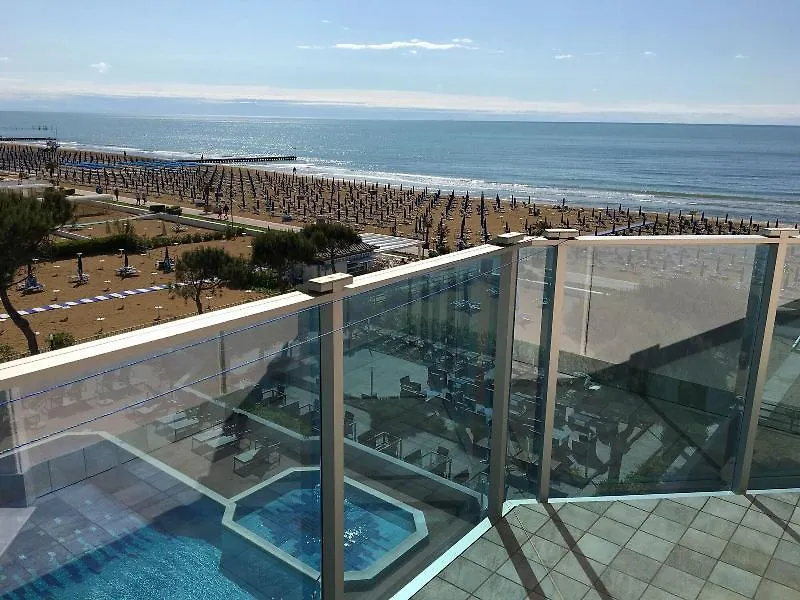 ***  Hotel La Bussola Lido di Jesolo Itálie
