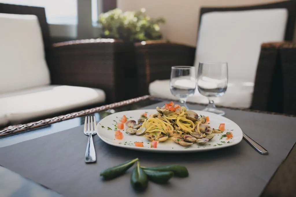 Hotel La Bussola Lido di Jesolo 3*,